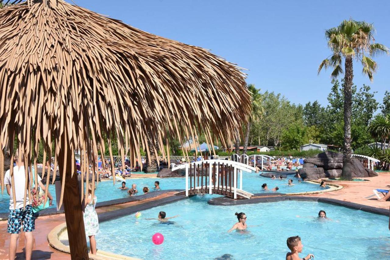 Vias-Plage Camping Les Salisses Quality Holidays Esterno foto